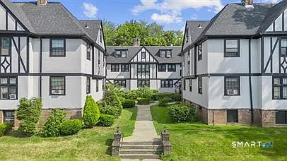 Building Photo - 130 Bradley Ave #405