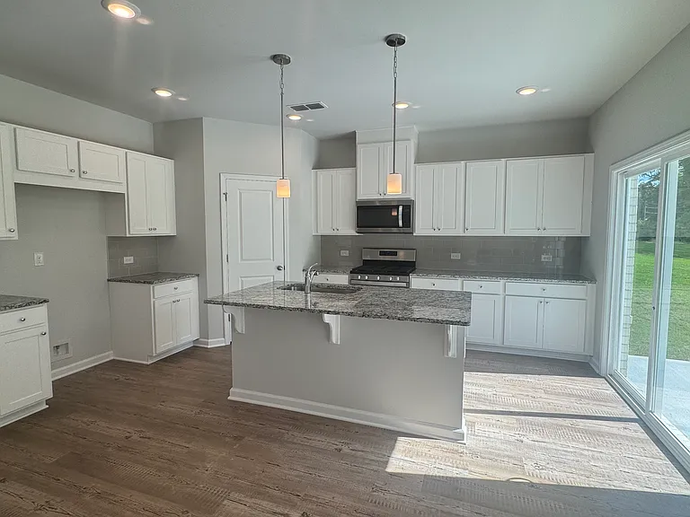 124 Green Love Ln — Photo 14