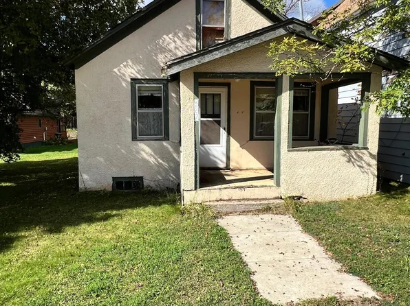 327 1st Ave, Nashwauk, MN 55769