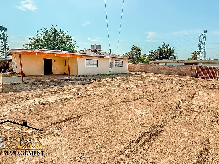 4519 Gordon St — Photo 18