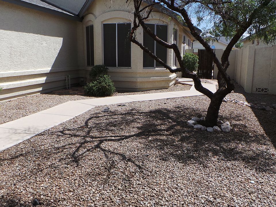 1st image of 17957 N 88th Dr