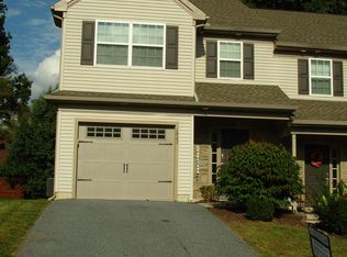 1943 Edington Pl, Lancaster, PA 17603