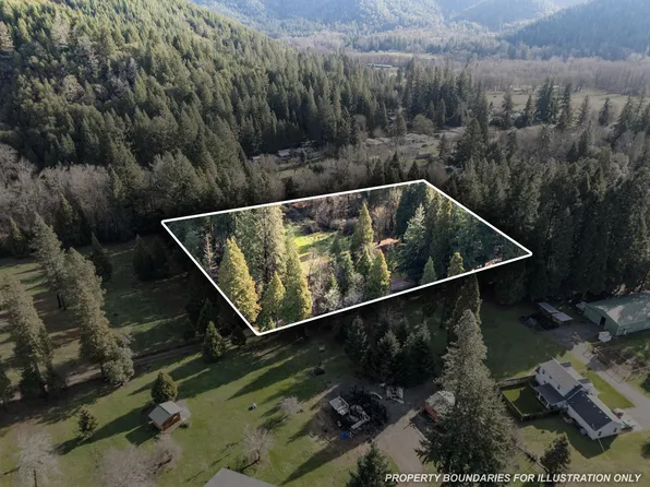 177 Hobbs Ln, Glendale, OR 97442