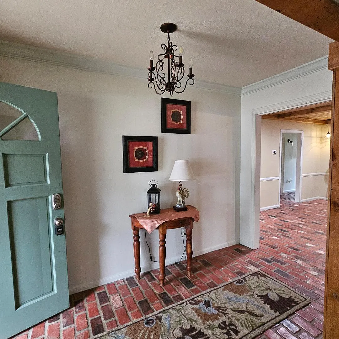 106 E Garden Dr — Photo 3