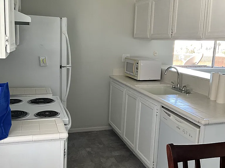 3537 Rainbow Ln — Photo 11
