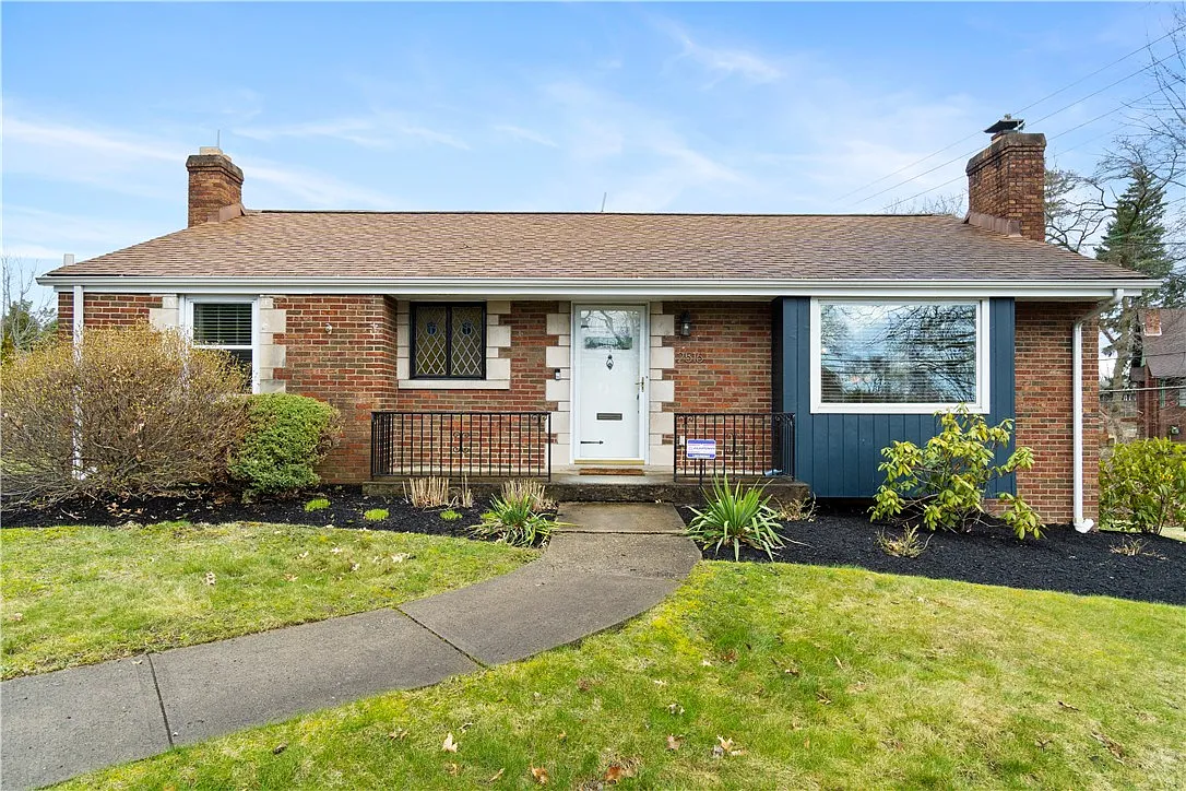 2516 Graham Blvd photo 1