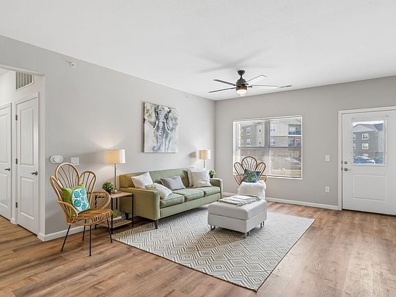 4th image of 100 Dry Brook Rd #2322