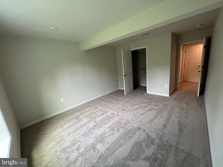 5020 Birch Leaf Cir — Photo 17