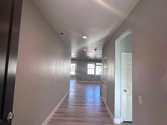 4th image of 24210 Flora Rd