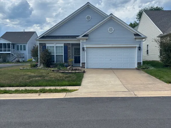 12 Hanover Dr, Fredericksburg, VA 22406