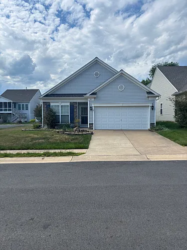 12 Hanover Dr Photo 1