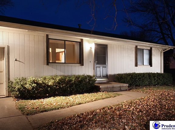 3rd image of 14502 Willow Creek Dr