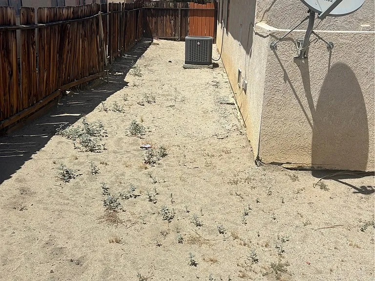 13685 Ocotillo Rd — Photo 25