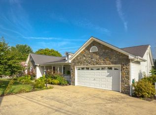 1315 Broad St, Elizabethton, TN 37643