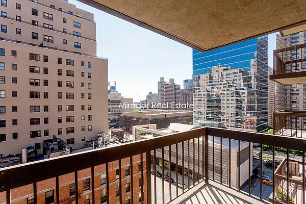 Rented by Mirador Real Estate | media 55