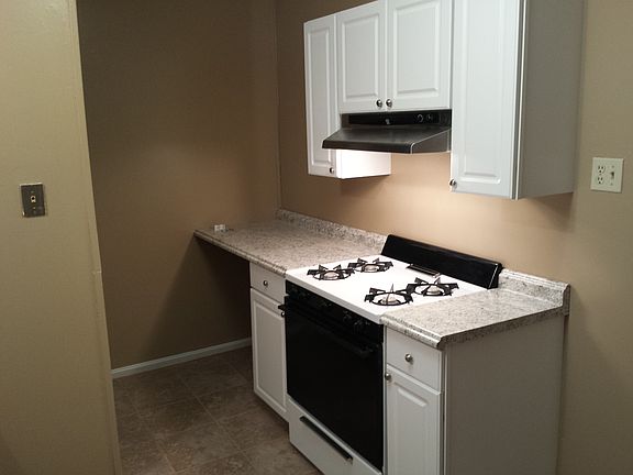 2nd image of 419 Keystone Dr