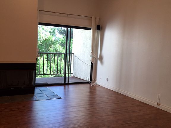 3rd image of 4210 Via Arbolada Unit 327
