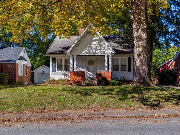 5th image of 449 S Kelsey Ave