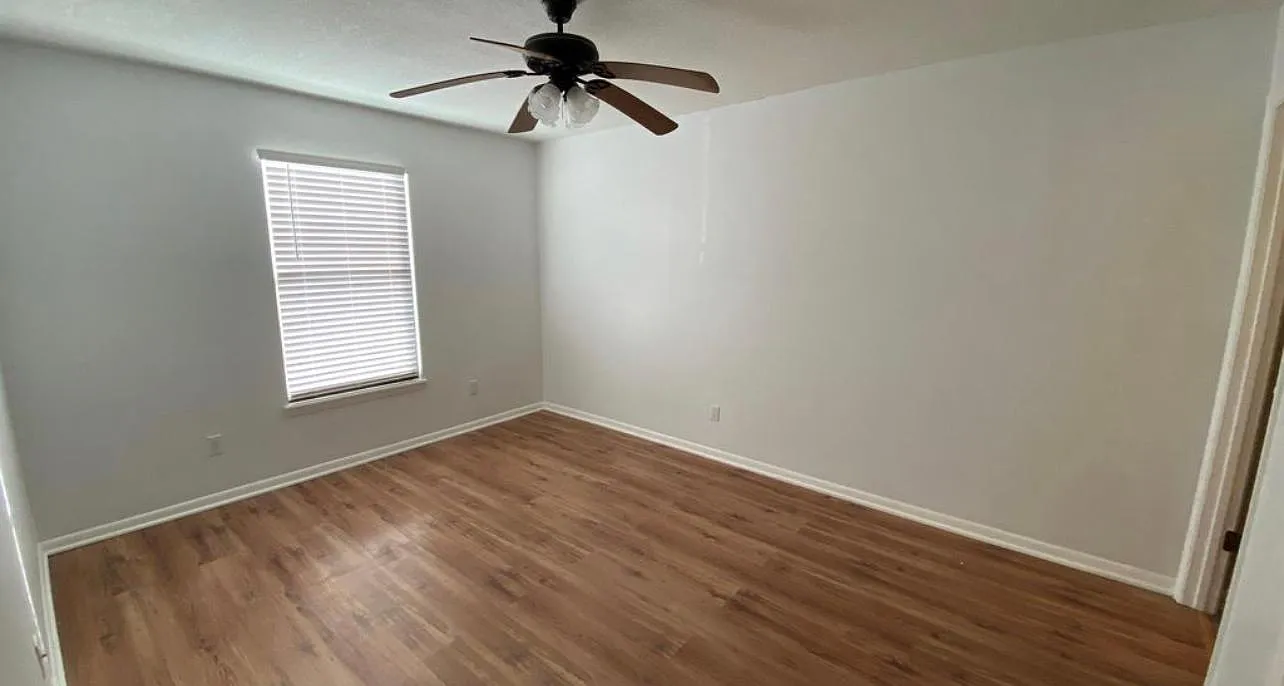 3 bed, 1765 sqft, $1,895 — Photo 2