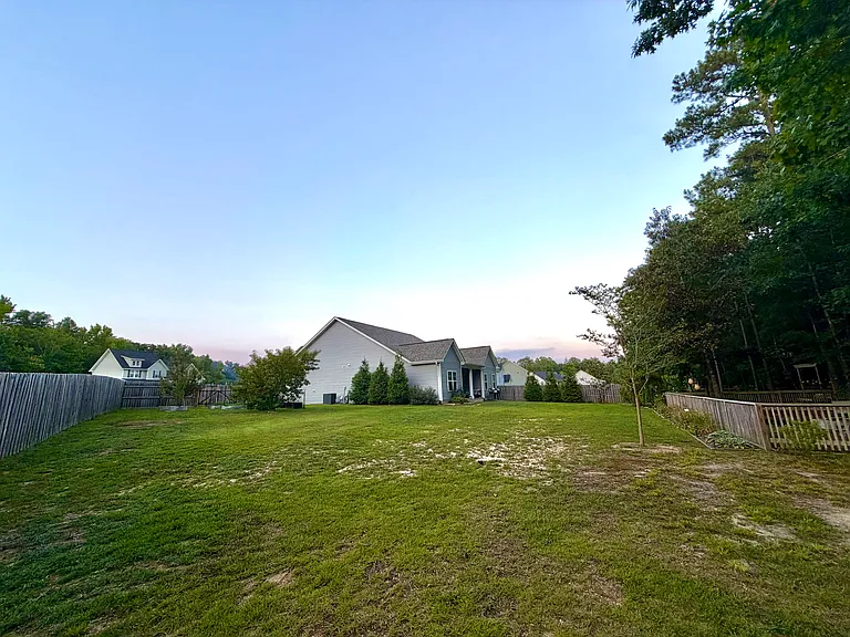 233 Forester Dr — Photo 21