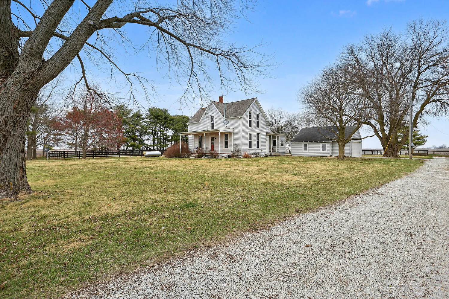 604 County Road 2200 E photo 1