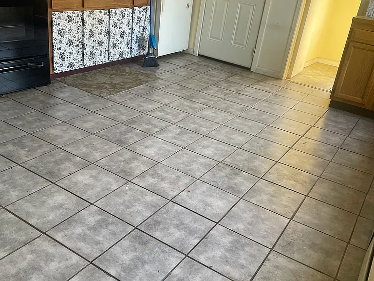 182 N Main St #3N — Photo 3