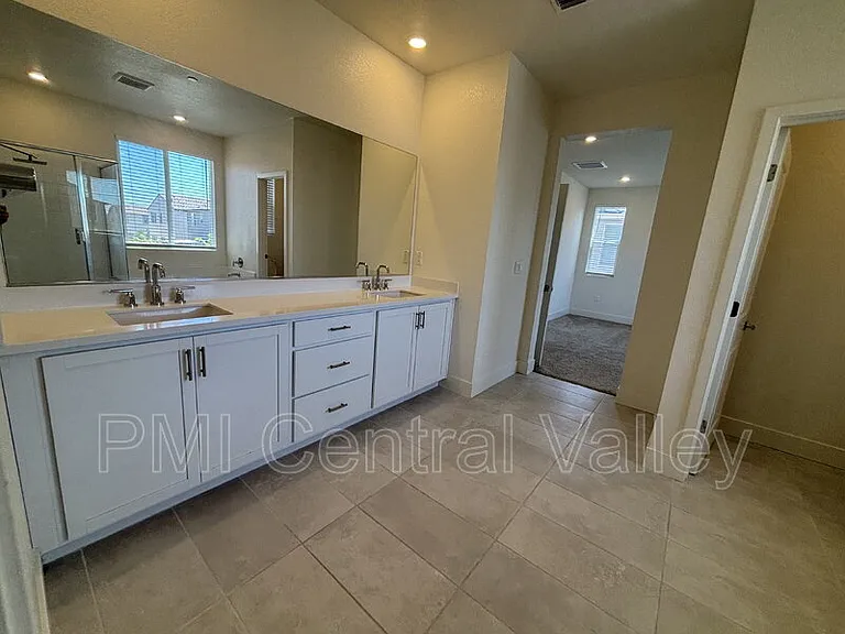 3226 Tibidabo St — Photo 30