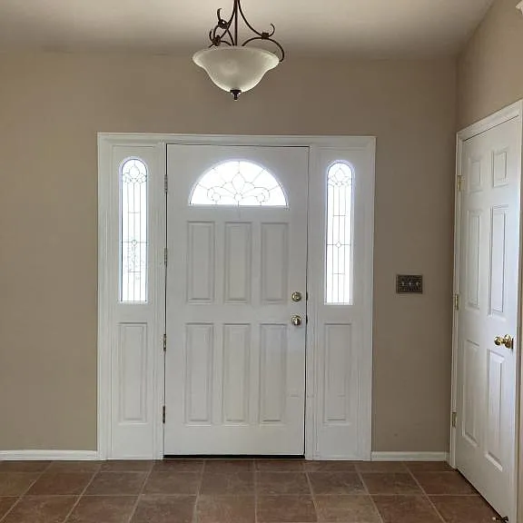 929 Nadia Way — Photo 4