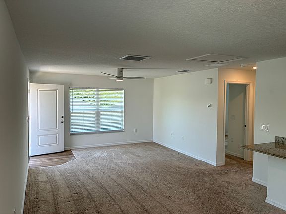 4th image of 2651 1/2 Bayside Dr S