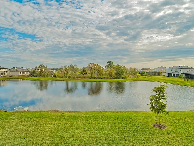4873 Seafoam Trl — Photo 17