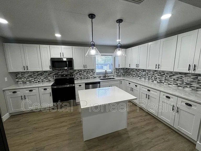 8711 N Wick Pl — Photo 18