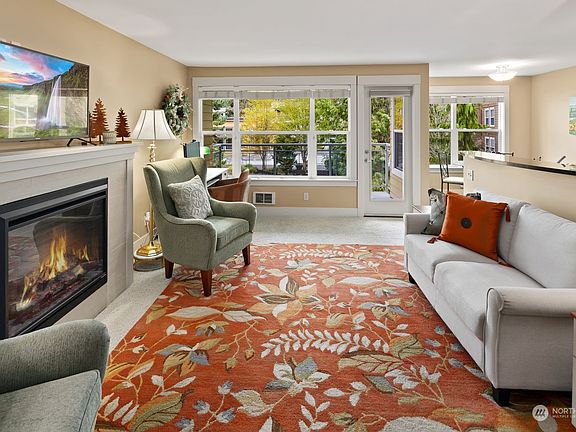 4th image of 22910 90th Avenue W #C207