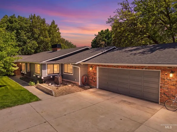 15385 Rosewood St, Caldwell, ID 83607