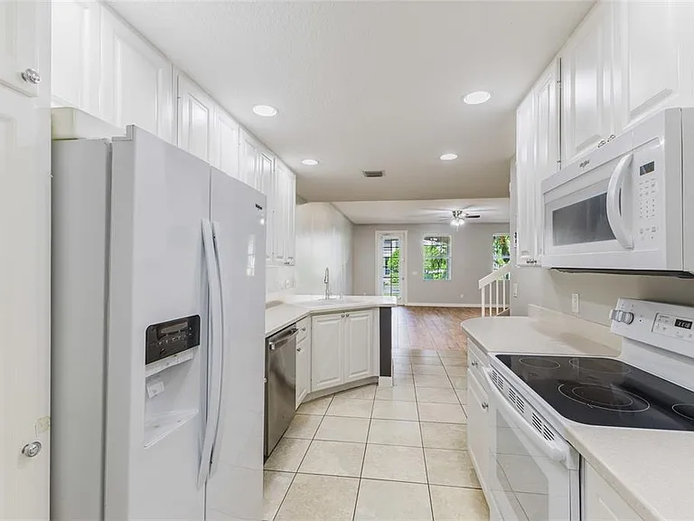 1648 Napoli Dr W — Photo 11