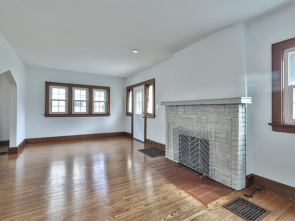 3rd image of 3749 Marburg Ave