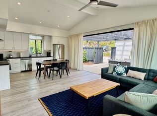 1333 Lake Dr, Encinitas, CA 92024