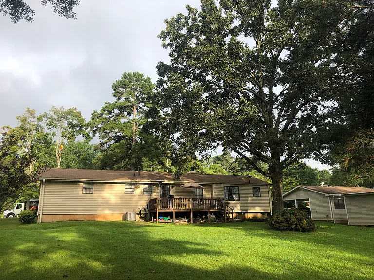 4160 Partridge Dr — Photo 4