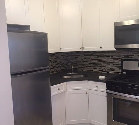 3rd image of 6555 Broadway APT 2K