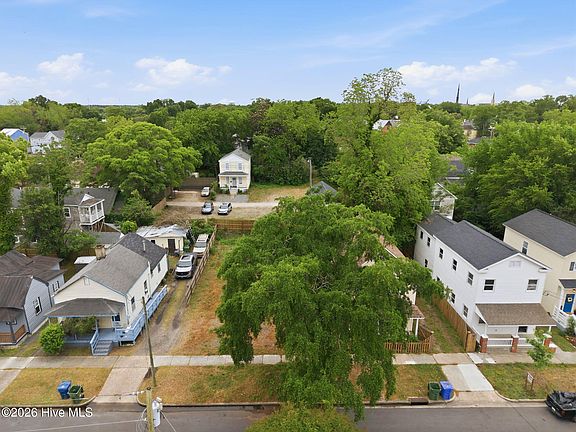 5th image of 714 Campbell Street