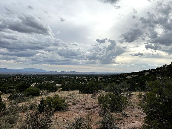 2nd image of 16 Embudo Del Sol