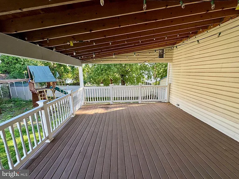 300 Asbury Ave — Photo 29
