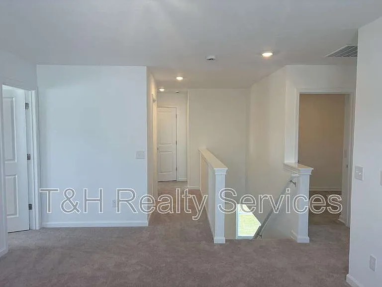 354 N Grand Oak Dr — Photo 16