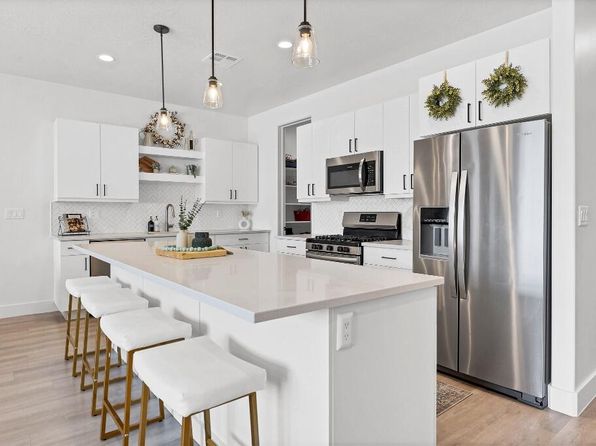 687 S Guy Ln UNIT 27, Ivins, UT 84738