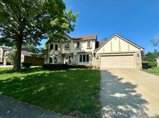24397 Venice Dr, Novi, MI 48374
