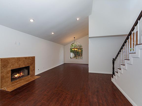 3rd image of 23300 W Vail Dr