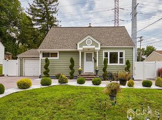 10 Pennington Rd, New Brunswick, NJ 08901