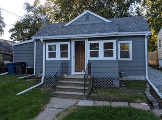 5706 SW 2nd St, Des Moines, IA 50315