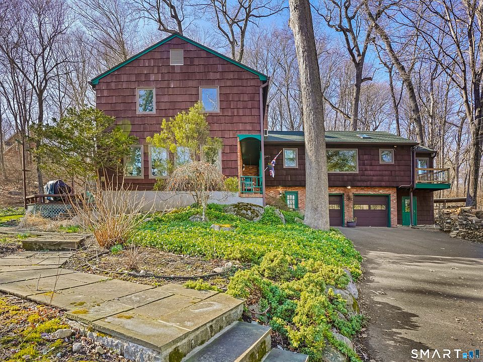 1st image of 208 Cascade Road
