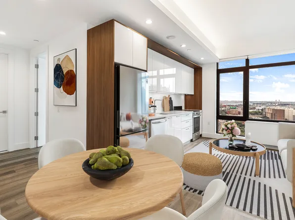 224 East 135th Street image 1 of 17