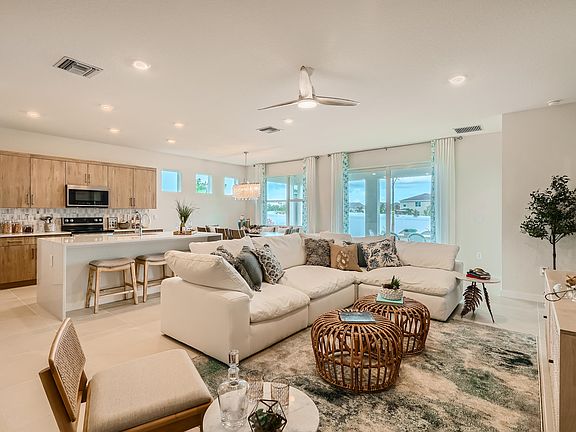 4th image of 1822 NE Ocean Dunes Drive